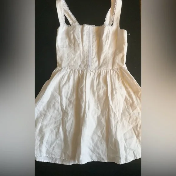 Reformation Sheri Linen Mini Dress White Corset Smocked Lace Feminine 8 NWOT - Picture 3 of 3